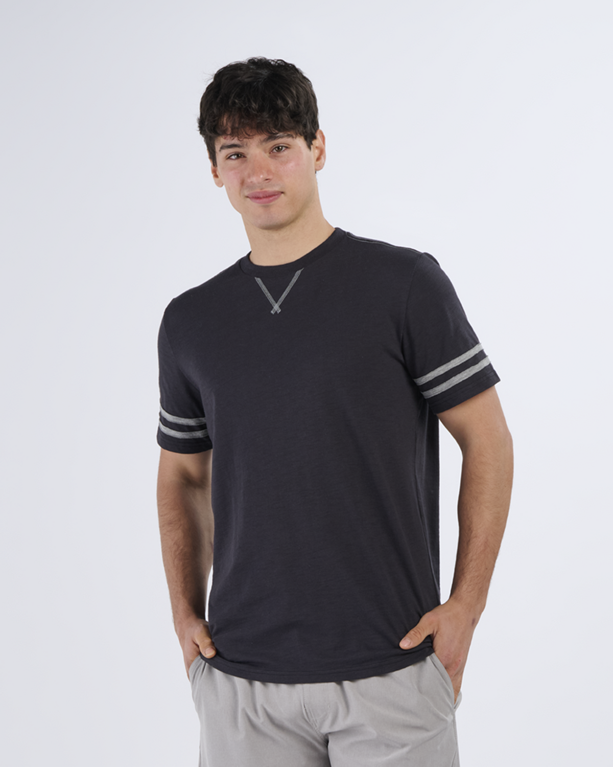 Men's Arena Tee – Short Sleeve Crewneck T-Shirt in Black