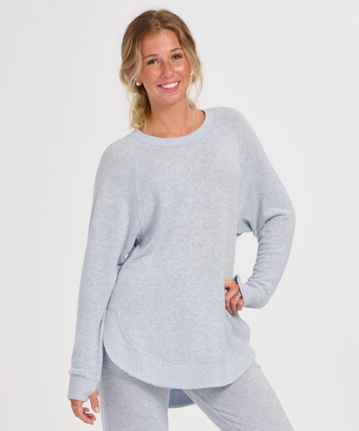 Women's Cuddle Oversized Crew – Ultra-Soft Oversized Crewneck Sweater in Sky Blue Heathe