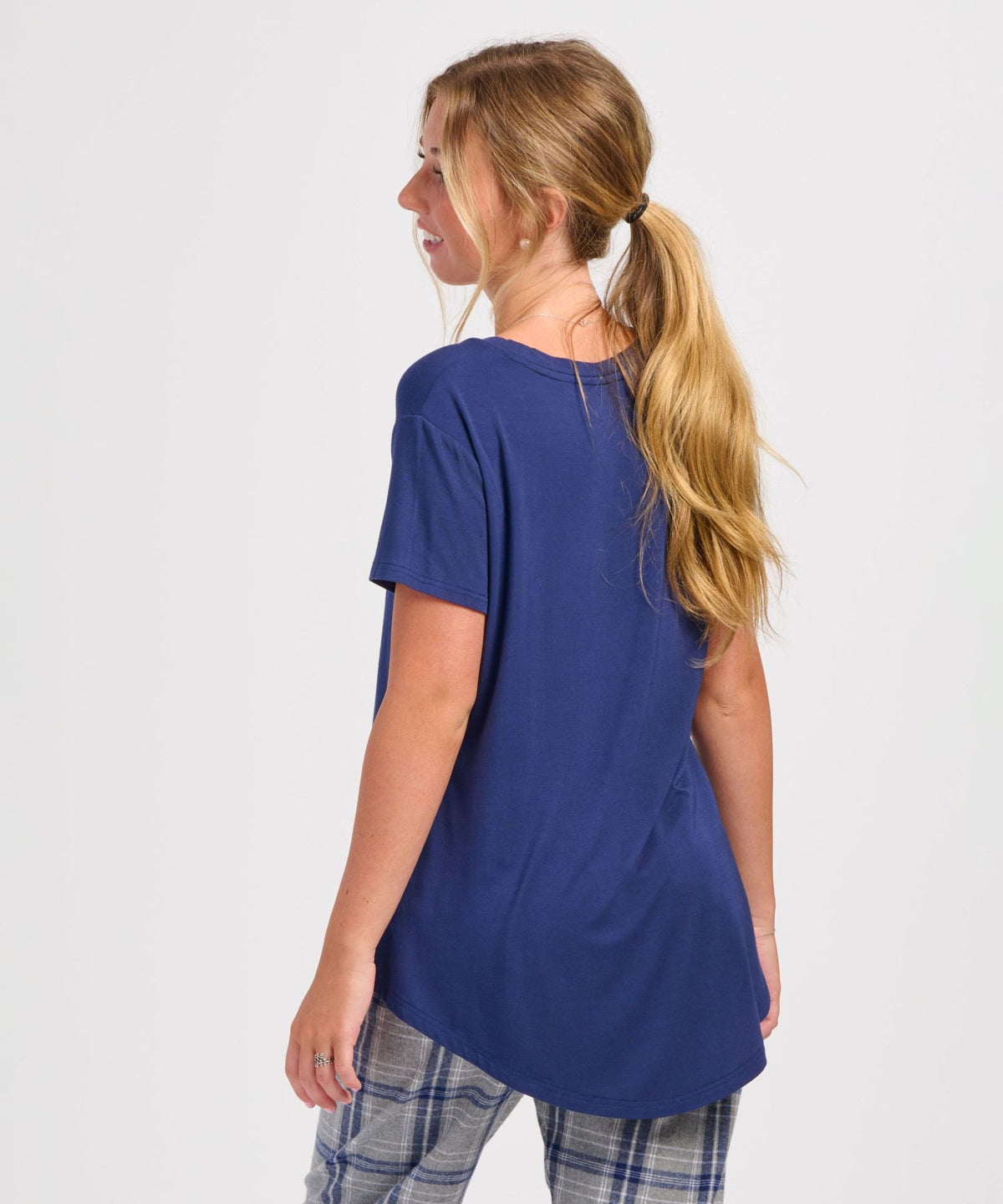 Women's Bamboo Hi-Low Tee – Soft Bamboo Hi-Low Hem T-Shirt in Navy