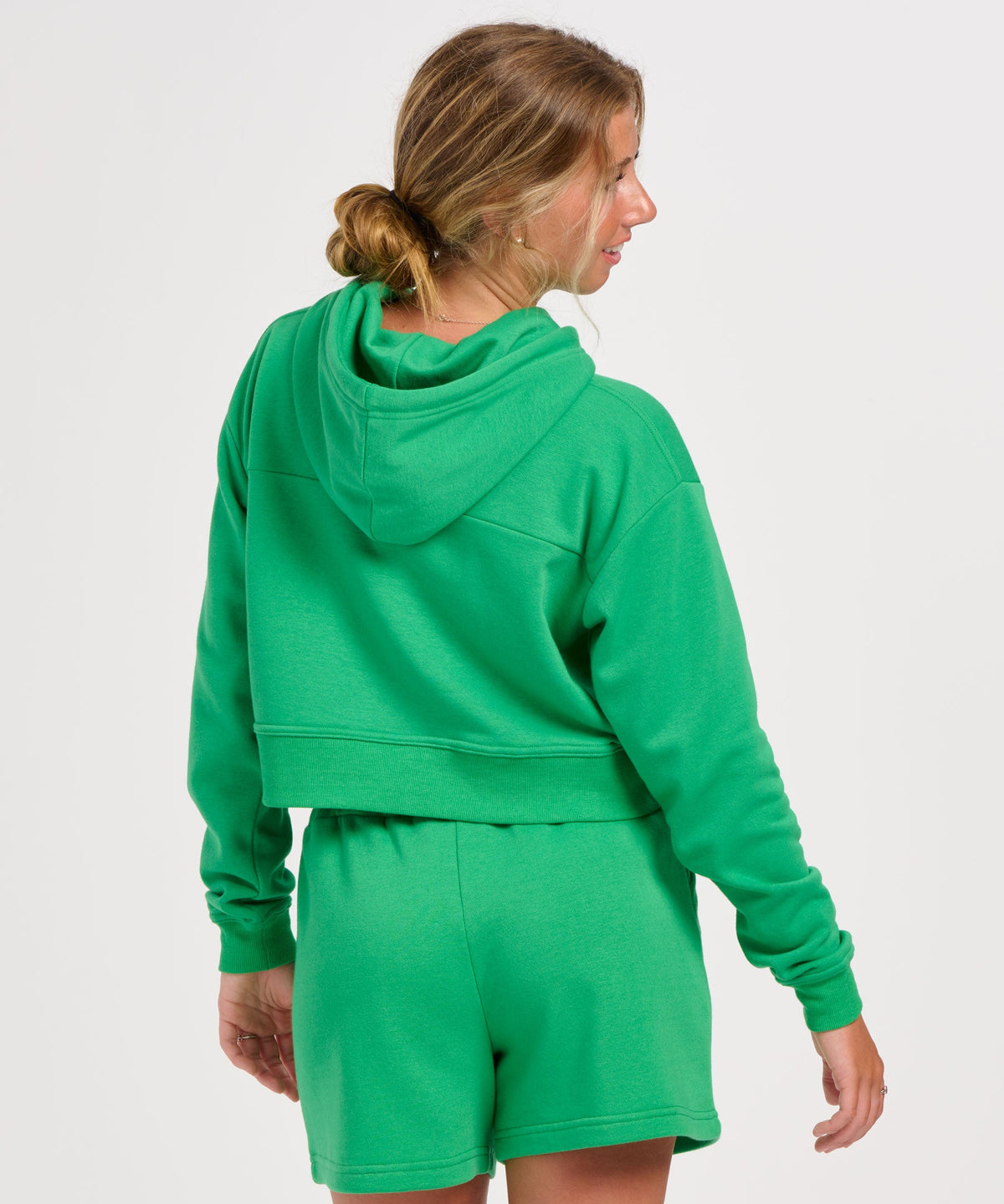 Women's Fleece Cropped Hoodie – Cropped Pullover Fleece Hooded Sweatshirt in Shamrock