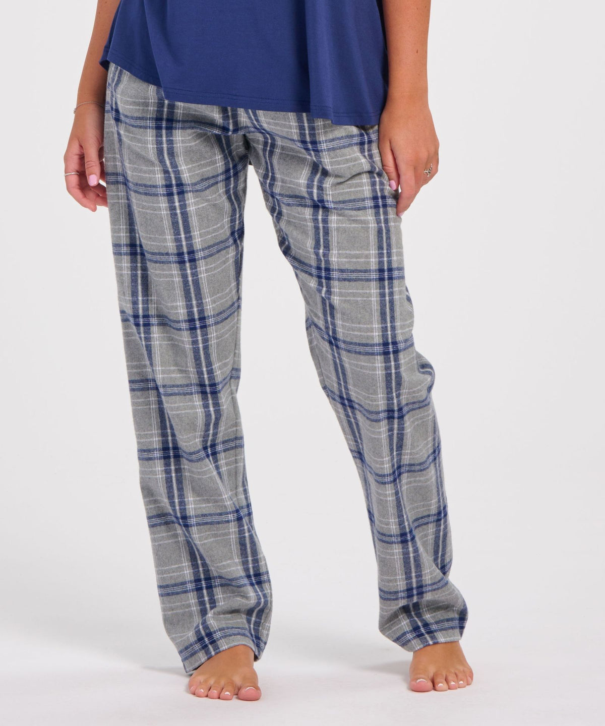 Boxercraft BW6620 Women's Haley Flannel Pants - Oxford/Navy Kingston - Front | Oxford/Navy Kingston