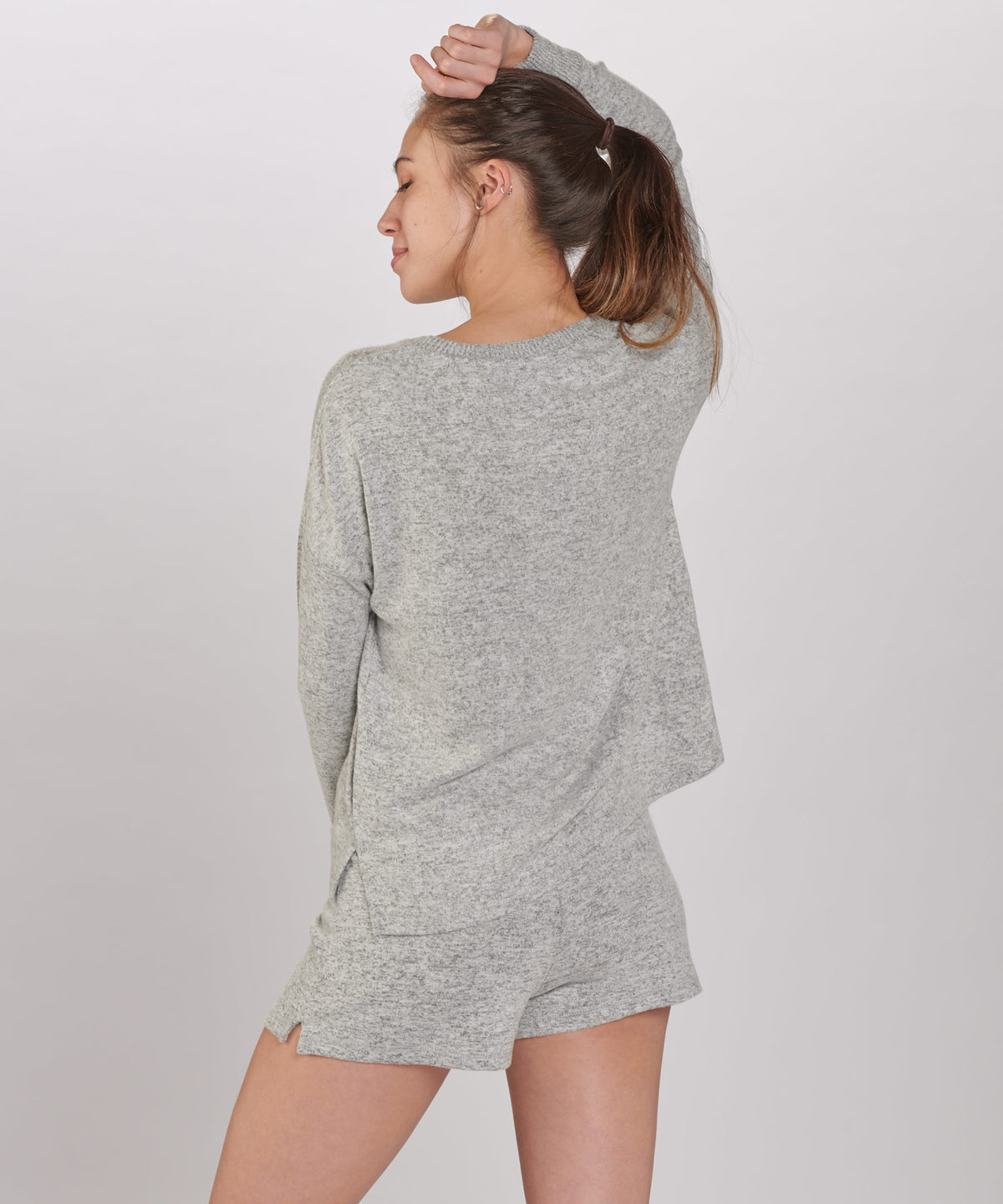 Women's Cuddle Boxy Crew – Ultra-Soft Boxy Crewneck Sweater in Oxford Heather