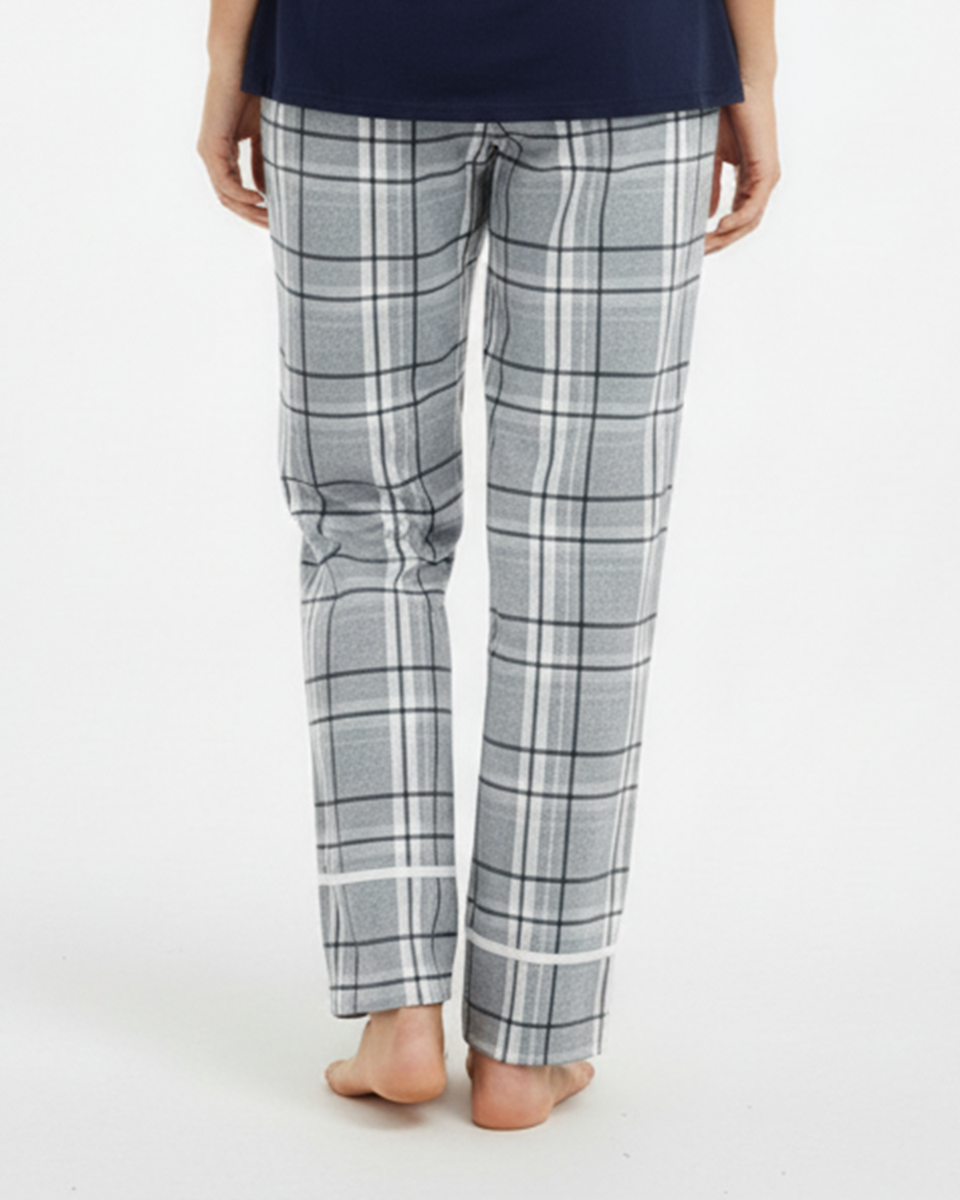 Women's Cuff Flannel Pant in Oxford Carnegie Plaid – model back