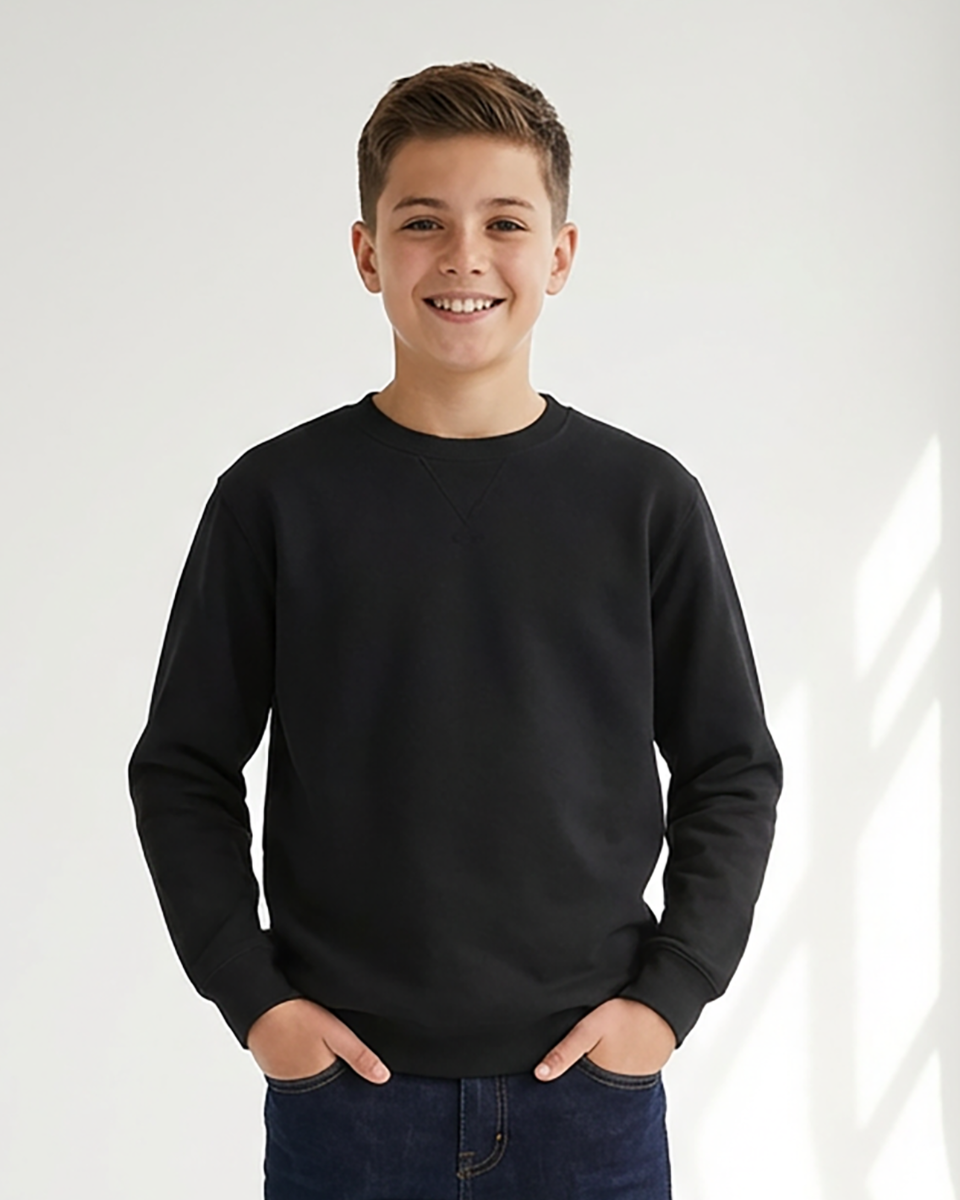 Kids' Core Fleece Crew in Black – model front